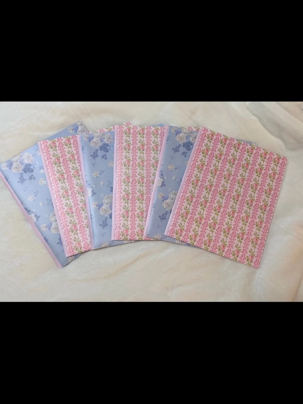 Loveshackfancy x Target 6 folders  3 blue rosettes, 3 strawberry macaroon
